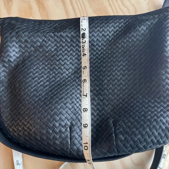 Quince Italian Leather Convertible Crescent Handwoven Shoulder Bag - Picture 7 of 9